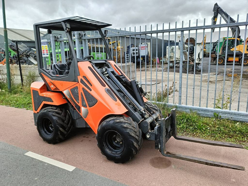Cast 33 TLS minishovel mini loader giant avant 1400kg - Mini pá carregadora de rastos: foto 1 Cast 33 TLS minishovel mini loader giant avant 1400kg - Mini pá carregadora de rastos: foto 1