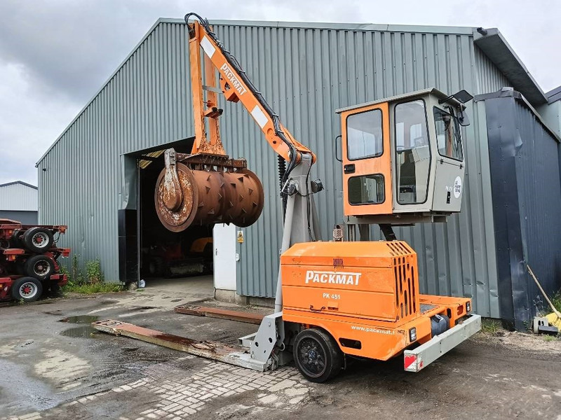 PACKMAT PK451containeraandruk afval arm compactor - Máquina de construção: foto 2 PACKMAT PK451containeraandruk afval arm compactor - Máquina de construção: foto 2