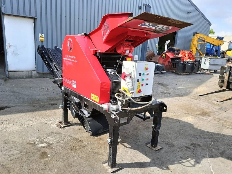 Red Rhino 5000 es crusher 15 kw electric vergruizer 2024 CE - Britadeira móvel: foto 4 Red Rhino 5000 es crusher 15 kw electric vergruizer 2024 CE - Britadeira móvel: foto 4