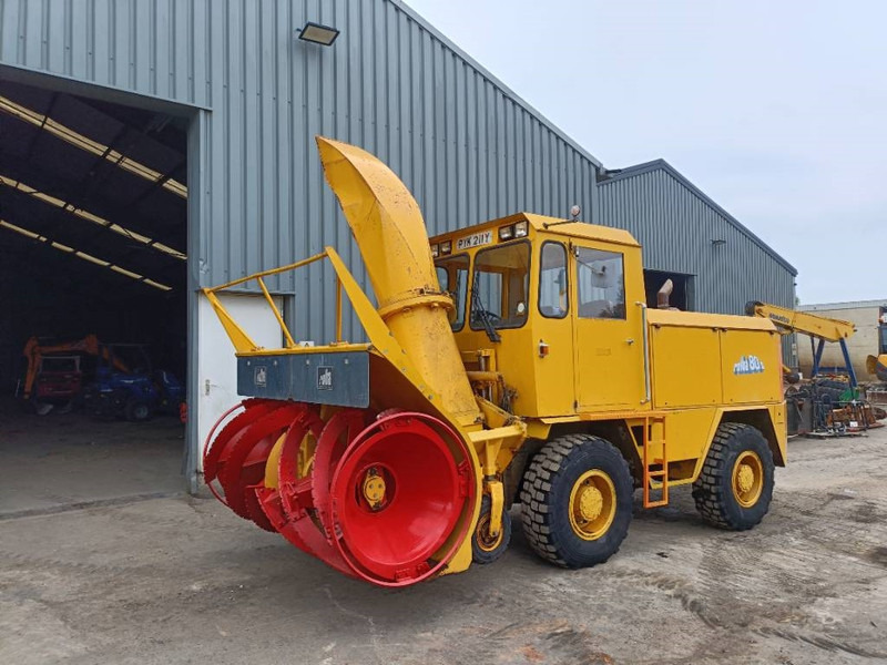 Rolba R1000 sneeuwschuiver snow blaster schnee - Veículo limpa-neves: foto 3 Rolba R1000 sneeuwschuiver snow blaster schnee - Veículo limpa-neves: foto 3