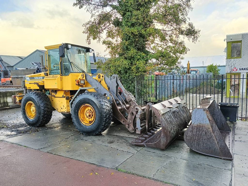 Pá carregadora de rodas Volvo L 70 C shovel wiellader loader shovel + 3 bakken: foto 7