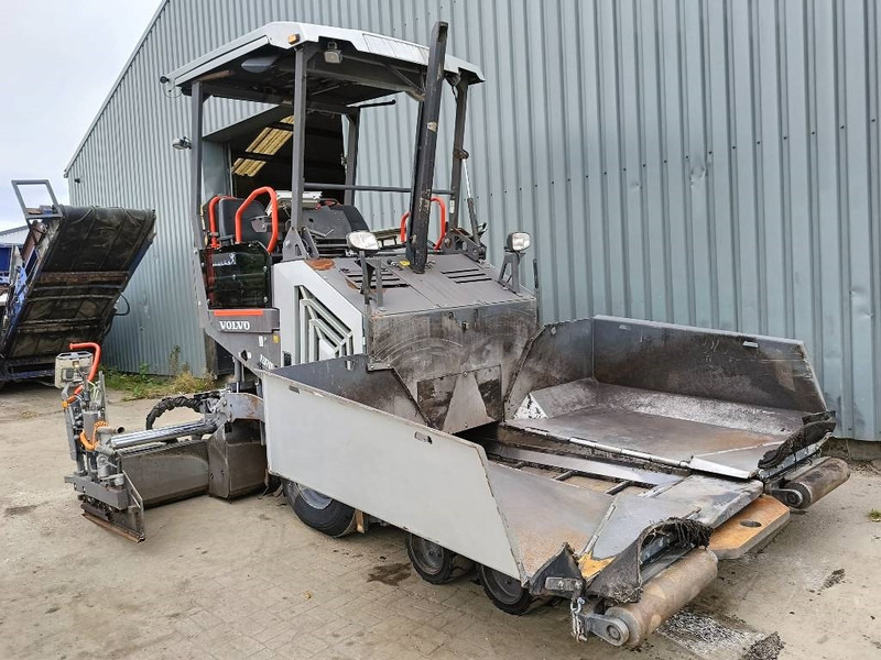 Volvo P 2870 D paver finisher asfaltmachine 2020 - Acabadora: foto 5 Volvo P 2870 D paver finisher asfaltmachine 2020 - Acabadora: foto 5
