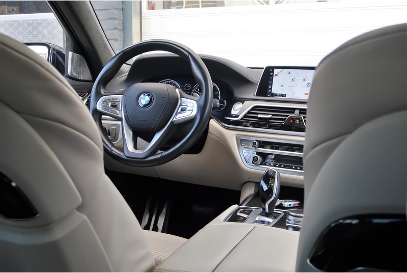 BMW 7 Serie 740Ld xDrive High Executive M-PAKKET/ MASSAGE/ PANO/ DEALER OND/ VOL! - Sedan: foto 5 BMW 7 Serie 740Ld xDrive High Executive M-PAKKET/ MASSAGE/ PANO/ DEALER OND/ VOL! - Sedan: foto 5