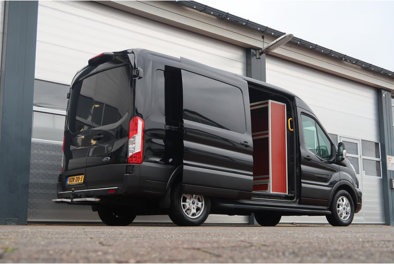 Ford Transit 350 2.0 TDCI L3H2 AUT/ LED/ CAMERA/ 2X SCHUIFDEUR/ CRUISE/ CLIMA/ TREKHAAK - Furgão: foto 5 Ford Transit 350 2.0 TDCI L3H2 AUT/ LED/ CAMERA/ 2X SCHUIFDEUR/ CRUISE/ CLIMA/ TREKHAAK - Furgão: foto 5