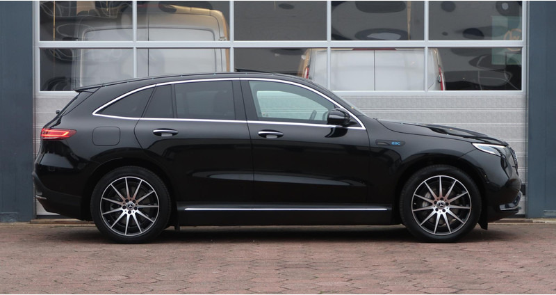 SUV Mercedes-Benz EQC 400 4MATIC Business AMG 80 kWh PANO/ CAMERA/ LEDER/ TREKHAAK/ ETC.: foto 17 SUV Mercedes-Benz EQC 400 4MATIC Business AMG 80 kWh PANO/ CAMERA/ LEDER/ TREKHAAK/ ETC.: foto 17