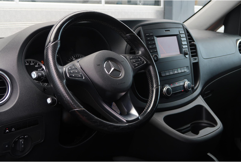 Mercedes-Benz Vito 119 CDI Lang DC/ LED/ CAM/ 2X SCHUIFDEUR/ STOELVERW/ CRUISE/ ETC. - Furgão compacto, Carrinha cabine dupla: foto 4 Mercedes-Benz Vito 119 CDI Lang DC/ LED/ CAM/ 2X SCHUIFDEUR/ STOELVERW/ CRUISE/ ETC. - Furgão compacto, Carrinha cabine dupla: foto 4