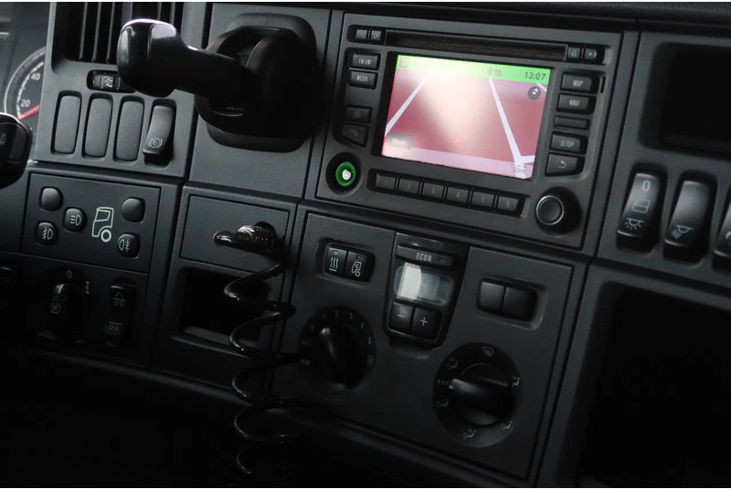 Scania R450 6X2/ HOOKLIFT 20T/ RETARDER/ LIFT/ - Camião com sistema de cabo: foto 4 Scania R450 6X2/ HOOKLIFT 20T/ RETARDER/ LIFT/ - Camião com sistema de cabo: foto 4