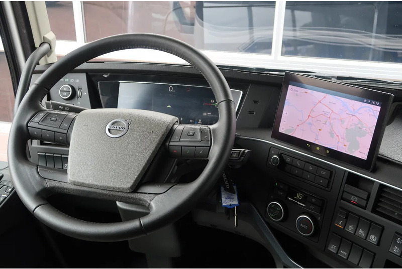 Volvo FH 540 FULL AIR/ RETARDER/ ALCOA/ 2X TANK/ LEDER - Tractor: foto 5 Volvo FH 540 FULL AIR/ RETARDER/ ALCOA/ 2X TANK/ LEDER - Tractor: foto 5