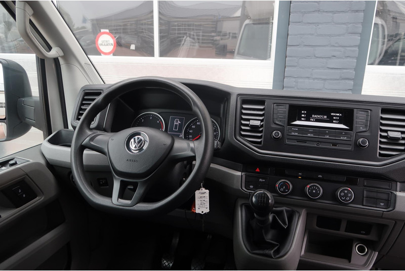 Volkswagen Crafter 35 2.0 TDI LAADKLEP/ AIRCO/ CRUISE - Furgão: foto 5 Volkswagen Crafter 35 2.0 TDI LAADKLEP/ AIRCO/ CRUISE - Furgão: foto 5