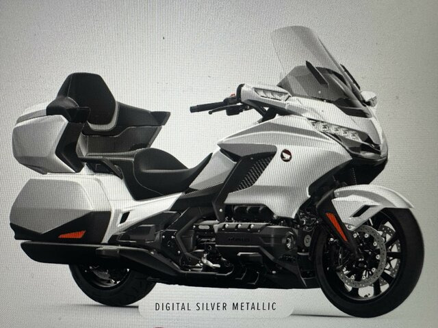 HONDA Goldwing GL 1800 DCT Tour 50th Anniversary... - Motocicleta: foto 1 HONDA Goldwing GL 1800 DCT Tour 50th Anniversary... - Motocicleta: foto 1