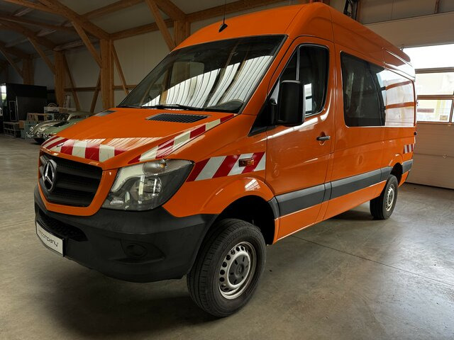 MERCEDES-BENZ Sprinter 316 CDI 4x4 Allrad L2H2 1. Hand! - Furgão, Carrinha cabine dupla: foto 1 MERCEDES-BENZ Sprinter 316 CDI 4x4 Allrad L2H2 1. Hand! - Furgão, Carrinha cabine dupla: foto 1