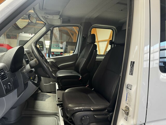 MERCEDES-BENZ Sprinter 316 CDI Doka 4x4 Allrad Plane - Carrinha de lona, Carrinha cabine dupla: foto 4 MERCEDES-BENZ Sprinter 316 CDI Doka 4x4 Allrad Plane - Carrinha de lona, Carrinha cabine dupla: foto 4