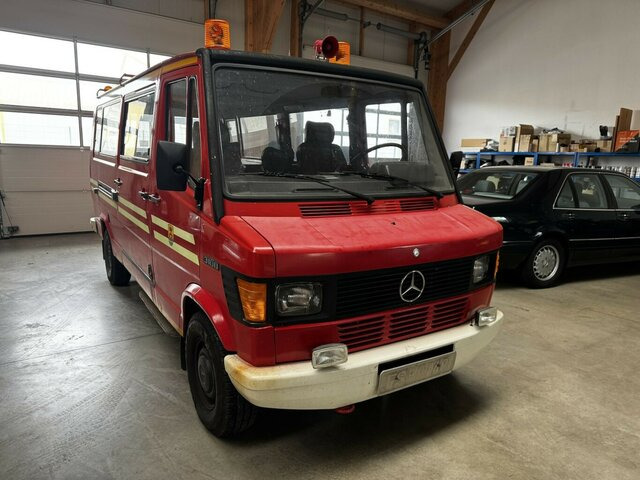 MERCEDES-BENZ T1 310 D Bremer Kombi Feuerwehr1. Hand... - Automóvel: foto 2 MERCEDES-BENZ T1 310 D Bremer Kombi Feuerwehr1. Hand... - Automóvel: foto 2