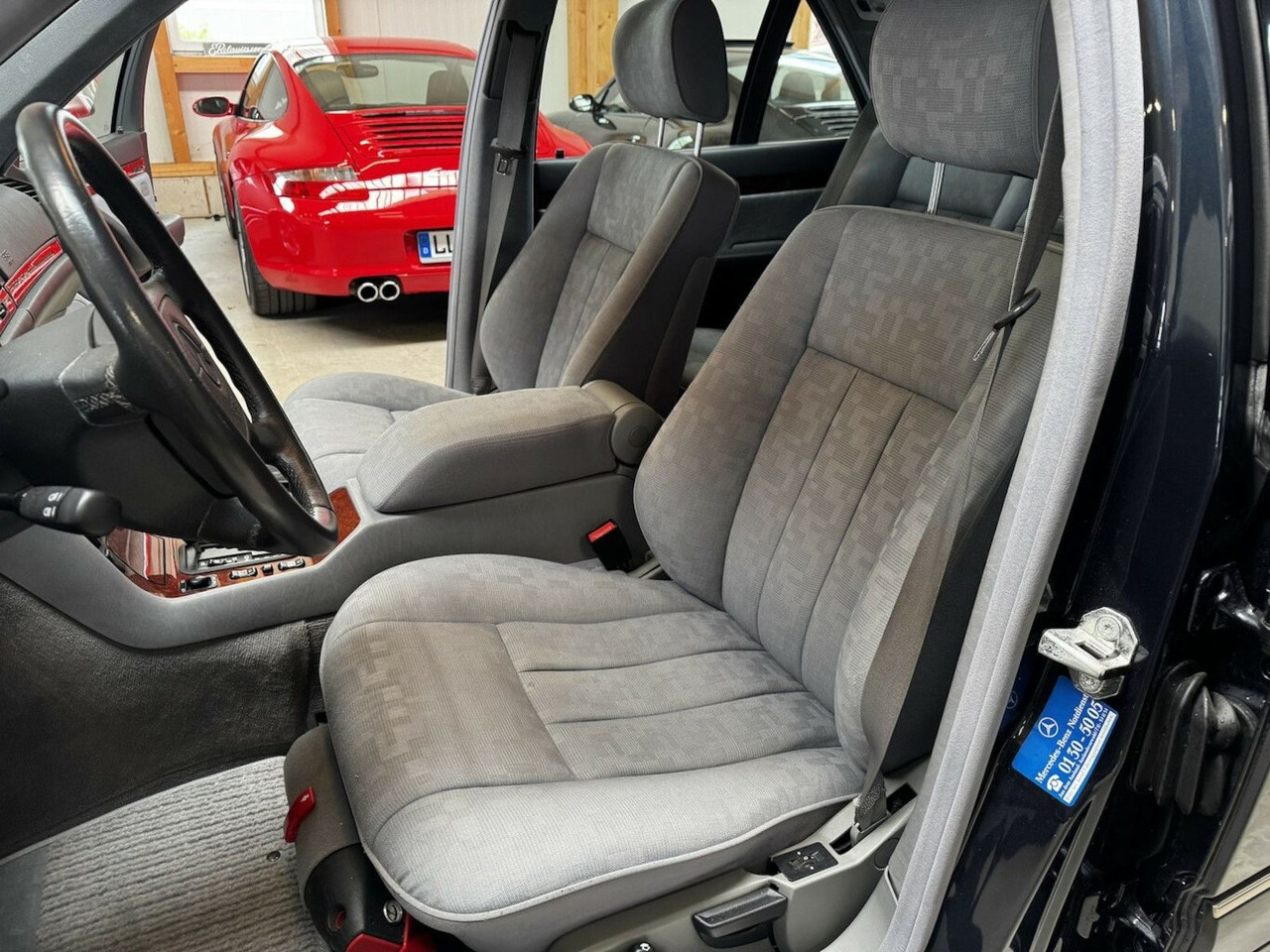 Sedan Mercedes-Benz S 320 W 140 2. Hand Scheckheft Mercedes: foto 14