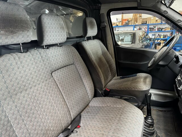 Automóvel TOYOTA Hiace 2.5TD Kasten lang 4WD 4x4: foto 9