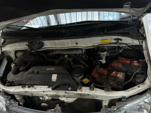 Automóvel TOYOTA Hiace 2.5TD Kasten lang 4WD 4x4: foto 14