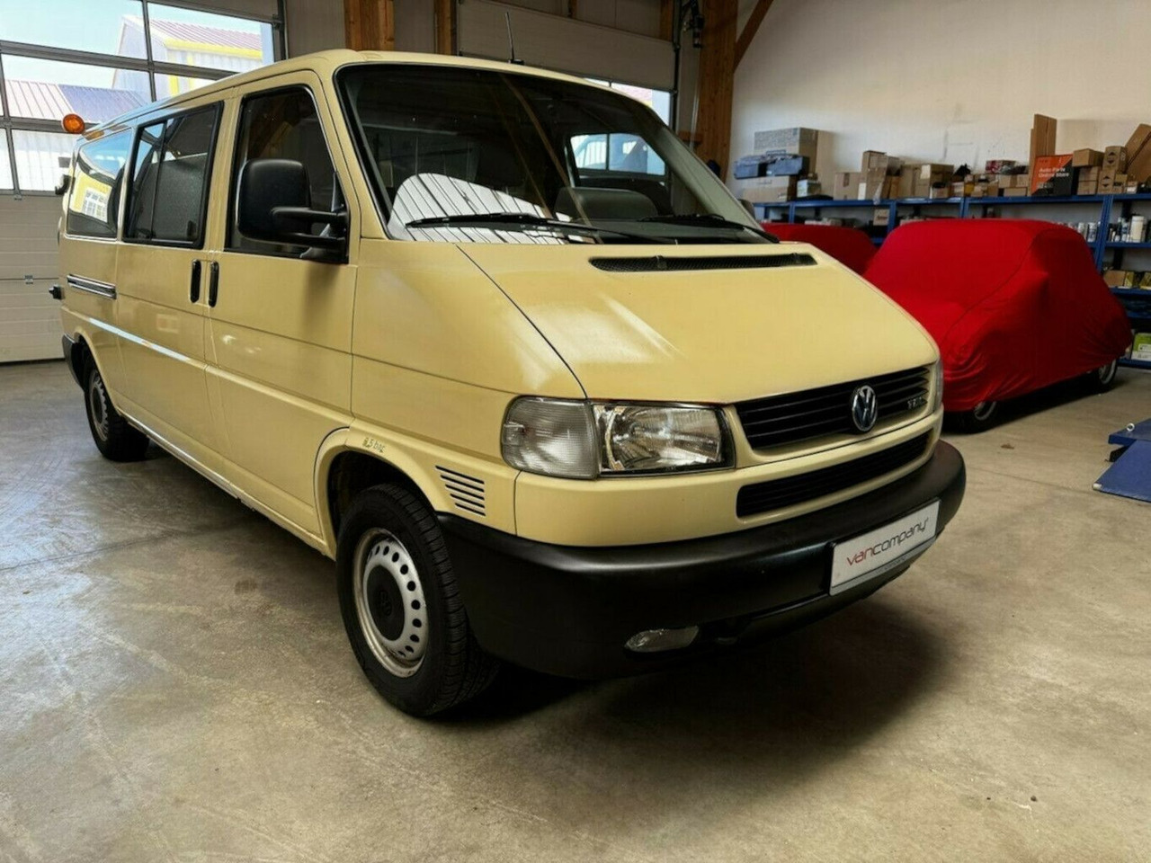 Volkswagen T4 2.5 TDI Syncro 4x4 lang 1. Hand! - Furgão: foto 1 Volkswagen T4 2.5 TDI Syncro 4x4 lang 1. Hand! - Furgão: foto 1