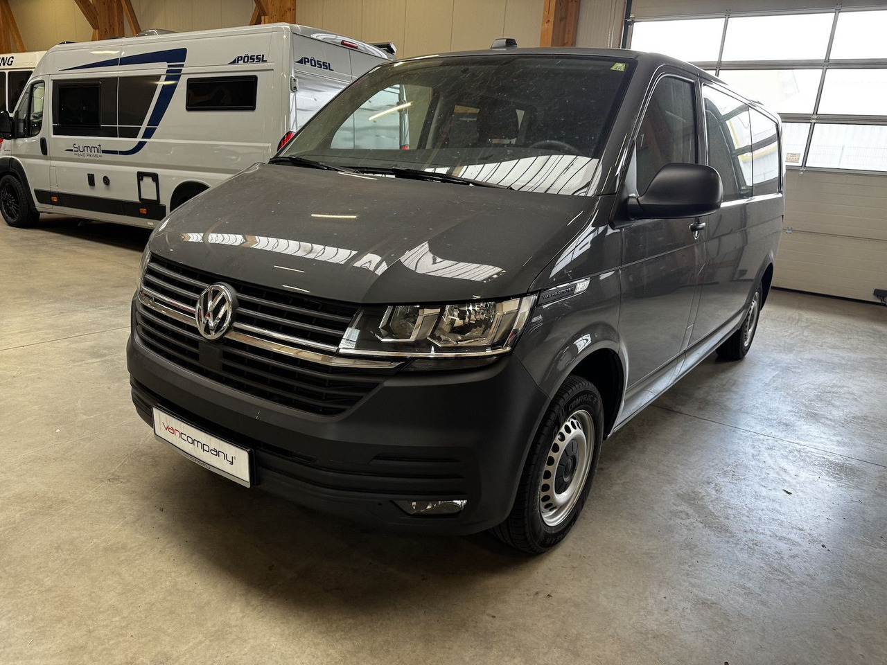 Volkswagen T6.1 lang 5-Sitzer 2.0 TDI 4Motion - Automóvel: foto 2 Volkswagen T6.1 lang 5-Sitzer 2.0 TDI 4Motion - Automóvel: foto 2