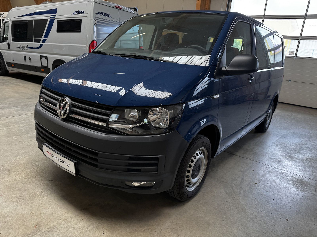 Volkswagen T6 2.0 TDI 4Motion Kasten 6-Sitzer - Automóvel: foto 2 Volkswagen T6 2.0 TDI 4Motion Kasten 6-Sitzer - Automóvel: foto 2