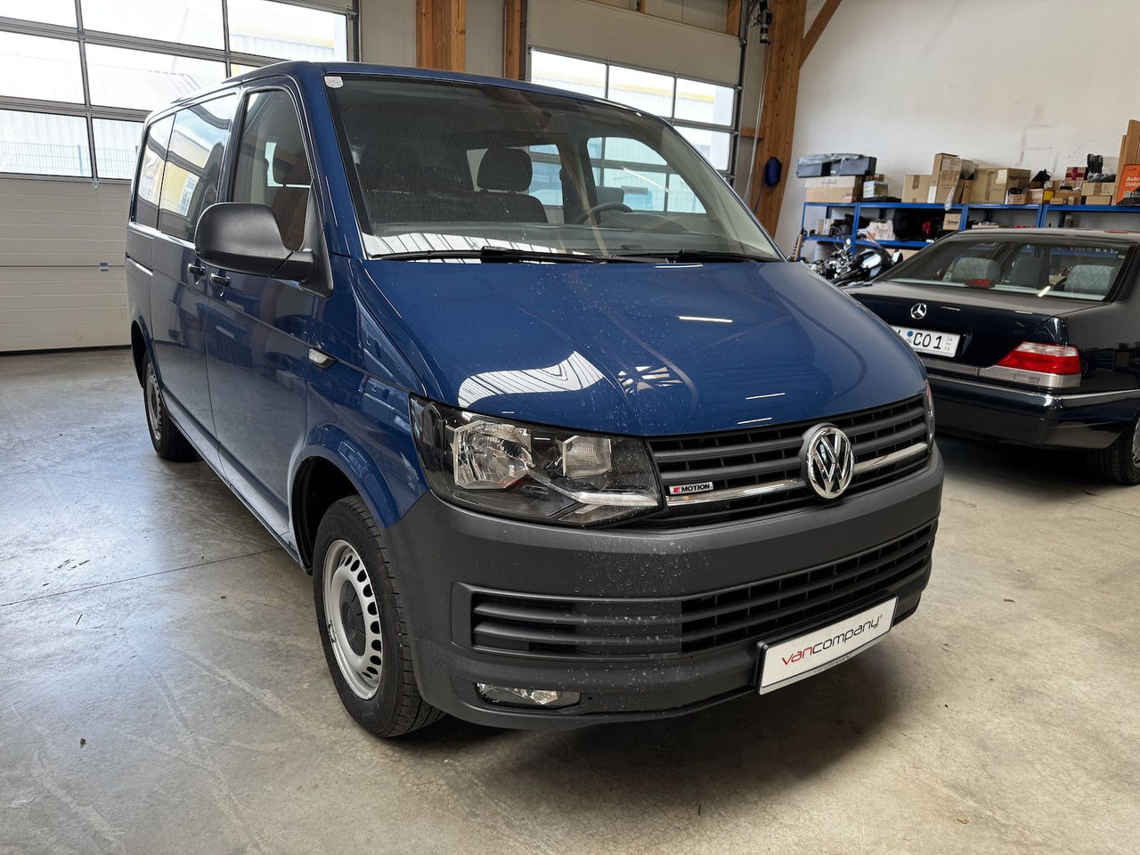 Volkswagen T6 2.0 TDI 4Motion Kasten 6-Sitzer - Automóvel: foto 3 Volkswagen T6 2.0 TDI 4Motion Kasten 6-Sitzer - Automóvel: foto 3