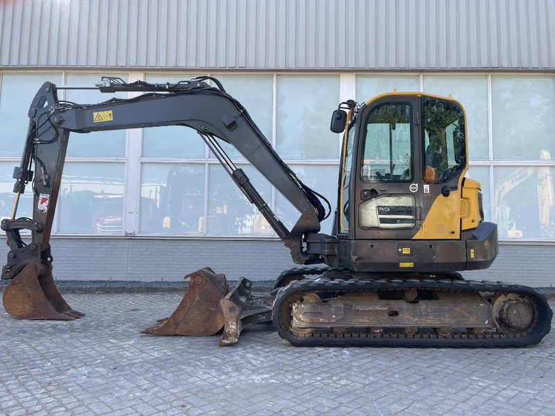 Volvo ECR 88 D 2016 CE - Mini escavadeira: foto 1 Volvo ECR 88 D 2016 CE - Mini escavadeira: foto 1