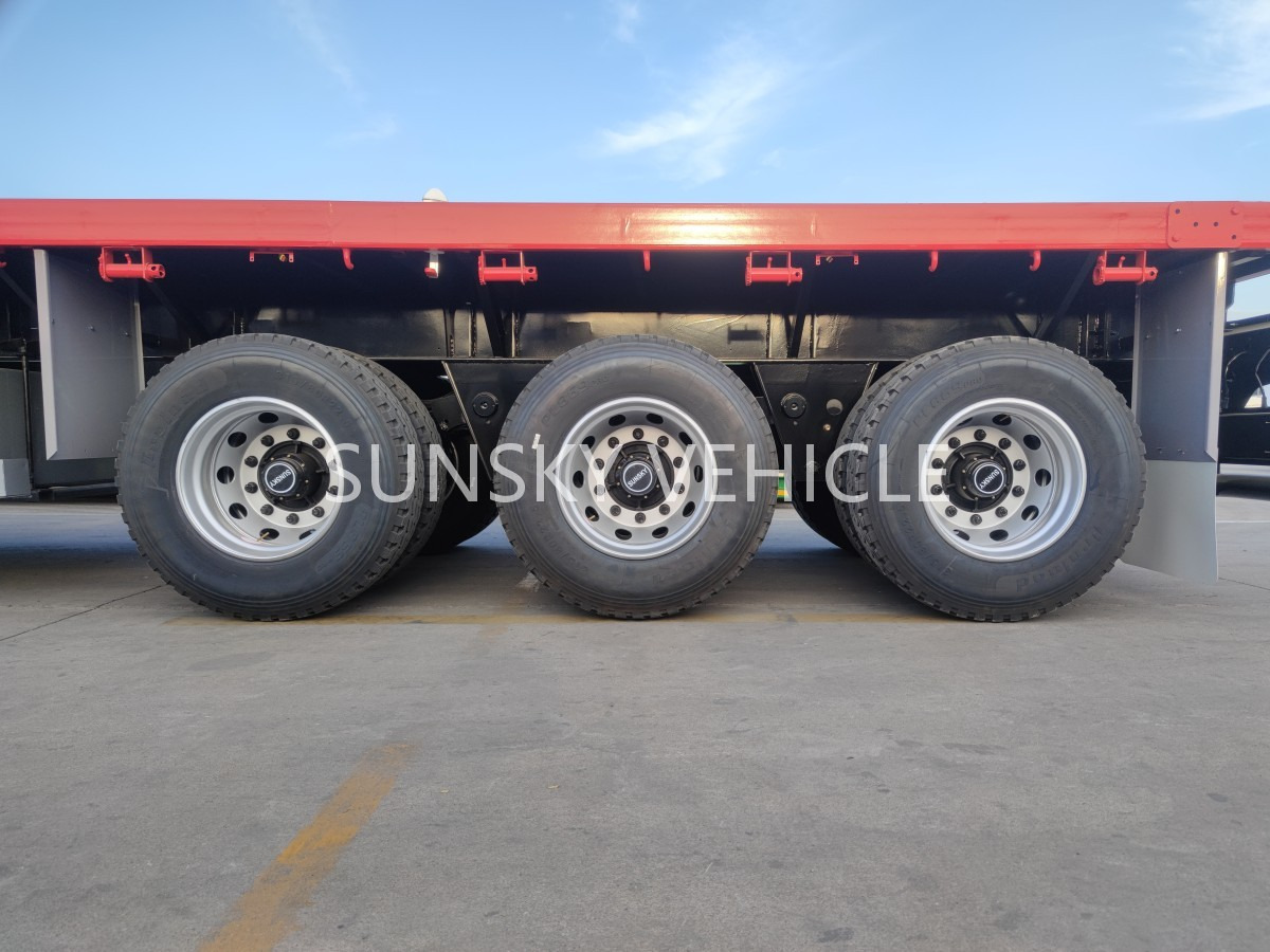 SUNSKY Flatbed Trailer with henred type axles and suspension - Semi-reboque plataforma/ Caixa aberta: foto 4 SUNSKY Flatbed Trailer with henred type axles and suspension - Semi-reboque plataforma/ Caixa aberta: foto 4