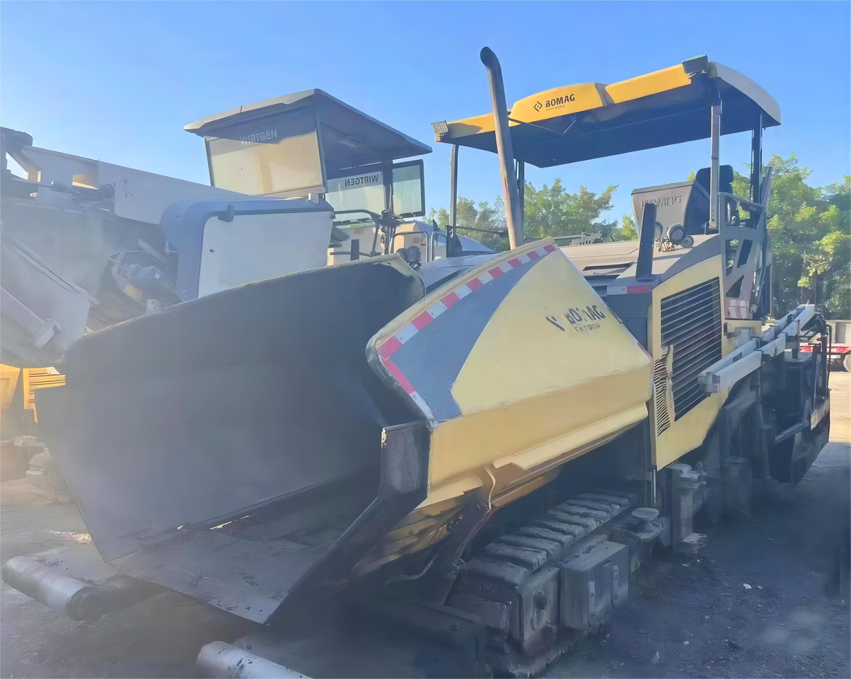 BOMAG BF800C Asphalt Paver Machine Used Asphalt Paver - Acabadora: foto 3 BOMAG BF800C Asphalt Paver Machine Used Asphalt Paver - Acabadora: foto 3