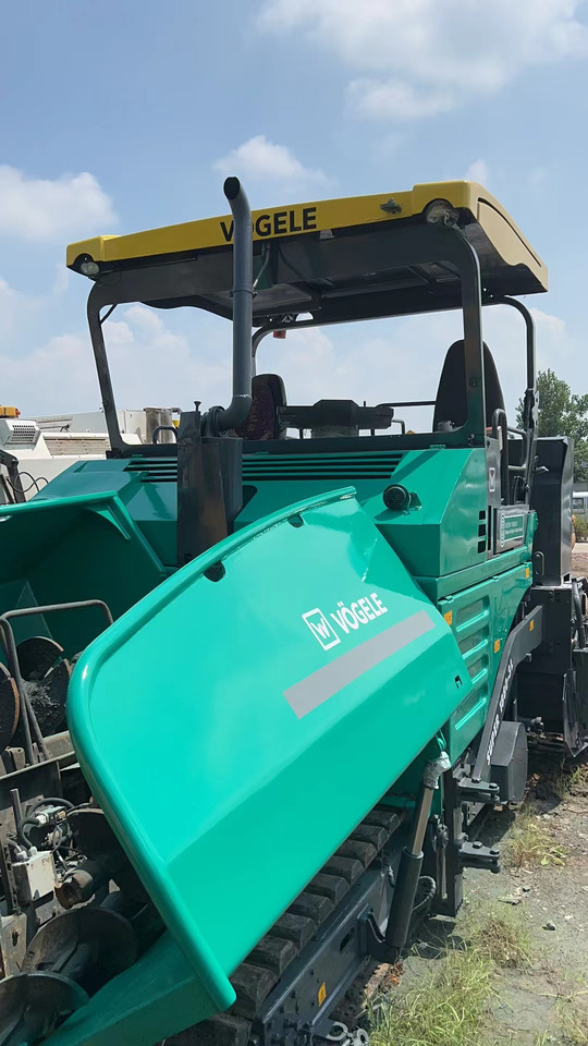 VOGELE S1880-3L Used paver laying machine 10m concrete road asphalt paver - Acabadora: foto 3 VOGELE S1880-3L Used paver laying machine 10m concrete road asphalt paver - Acabadora: foto 3