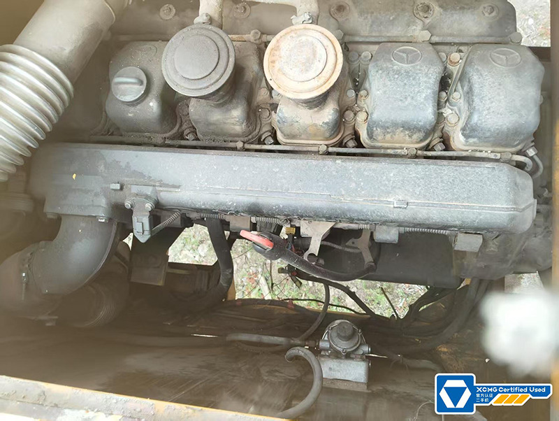 XCMG 500ton second hand XGC500 used hoist machine price - Guindaste sobre esteiras: foto 4 XCMG 500ton second hand XGC500 used hoist machine price - Guindaste sobre esteiras: foto 4