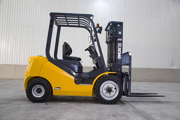 XCMG FD30T 3 ton hydraulic Fork Lift Truck Forklift With Attachments - Empilhador todo-o-terreno: foto 4 XCMG FD30T 3 ton hydraulic Fork Lift Truck Forklift With Attachments - Empilhador todo-o-terreno: foto 4