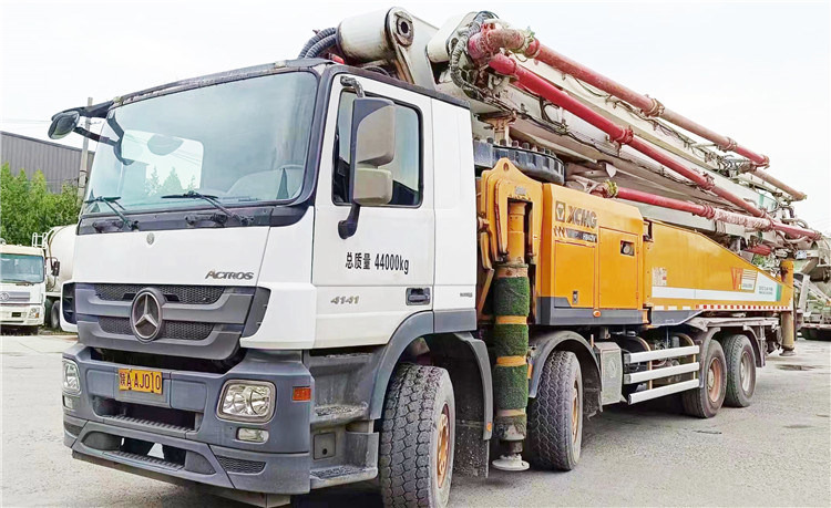 XCMG Hb62V Euro 5 2019 Year Second Hand Truck-Mounted Concrete Pump Truck - Autobomba de betão: foto 3 XCMG Hb62V Euro 5 2019 Year Second Hand Truck-Mounted Concrete Pump Truck - Autobomba de betão: foto 3