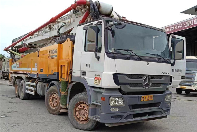 XCMG Hb62V Euro 5 2019 Year Second Hand Truck-Mounted Concrete Pump Truck - Autobomba de betão: foto 2 XCMG Hb62V Euro 5 2019 Year Second Hand Truck-Mounted Concrete Pump Truck - Autobomba de betão: foto 2