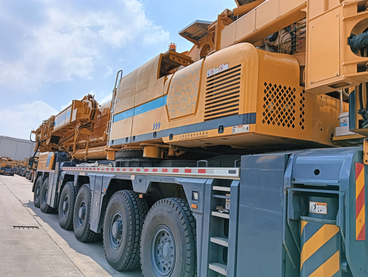 XCMG Manufacturer Second Hand Hydraulic Crane XCA600 600 Ton All Terrain Cranes Price - Grua todo o terreno: foto 5 XCMG Manufacturer Second Hand Hydraulic Crane XCA600 600 Ton All Terrain Cranes Price - Grua todo o terreno: foto 5