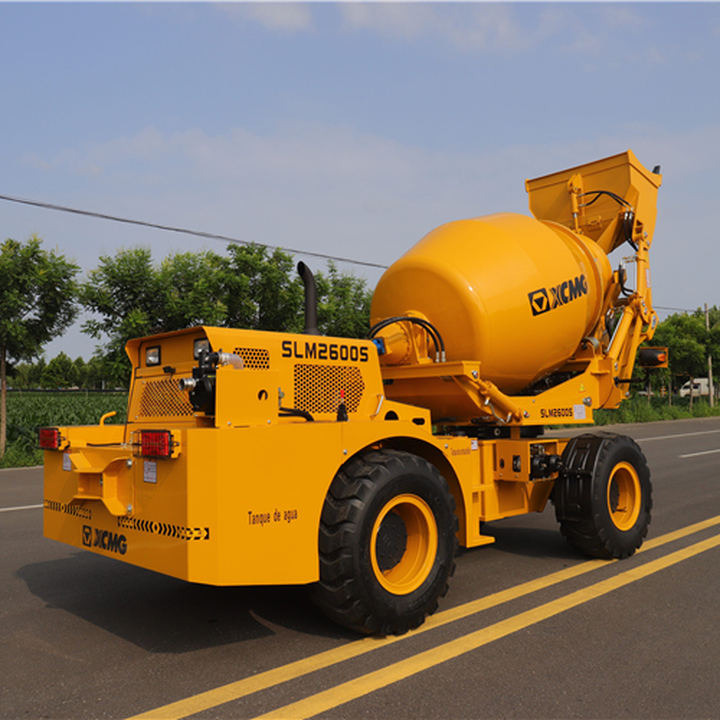 XCMG Official 2.6m3 Mini Diesel Self Loading Concrete Mixer - Camião betoneira: foto 4 XCMG Official 2.6m3 Mini Diesel Self Loading Concrete Mixer - Camião betoneira: foto 4