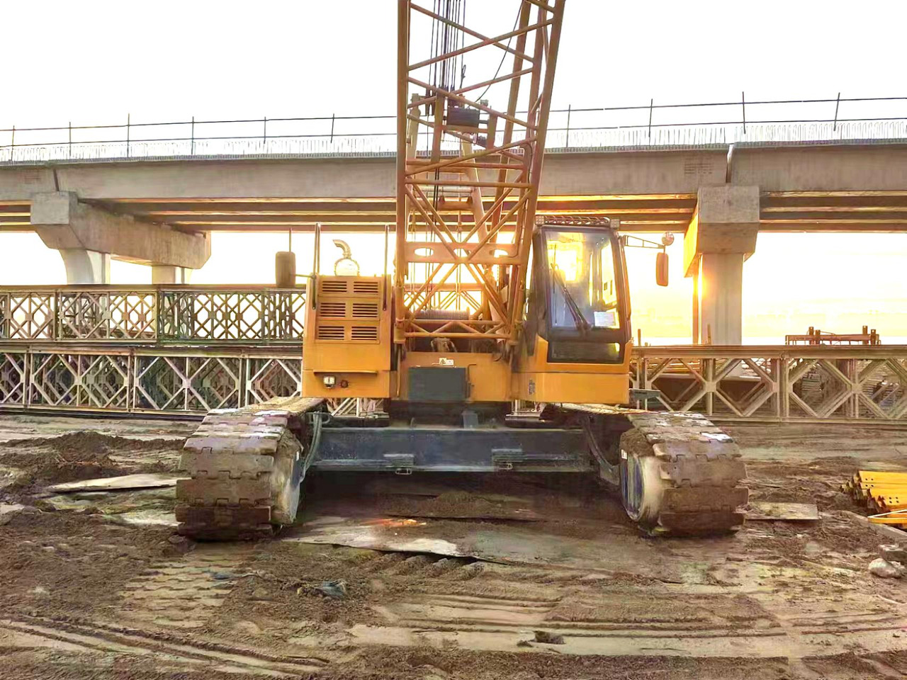 XCMG Official 75 Ton Mechanical Crawler Crane XGC75 Used Hydraulic Mobile Crane Hot Sale - Guindaste sobre esteiras: foto 2 XCMG Official 75 Ton Mechanical Crawler Crane XGC75 Used Hydraulic Mobile Crane Hot Sale - Guindaste sobre esteiras: foto 2
