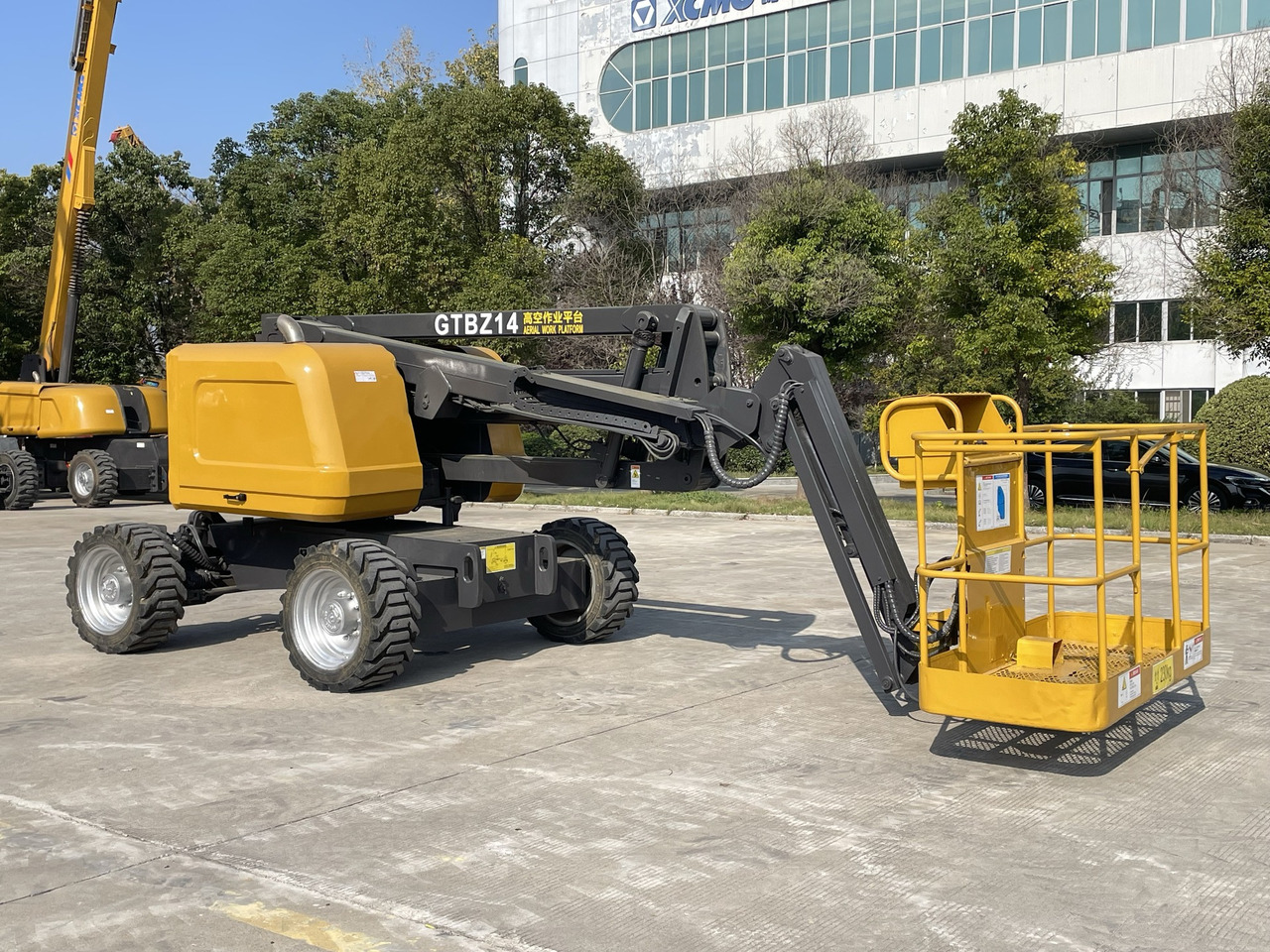 Plataforma articulada XCMG Official  Cherry Picker Lift GTBZ14J 14m Used Articulated Boom Lift Hot Sale: foto 6