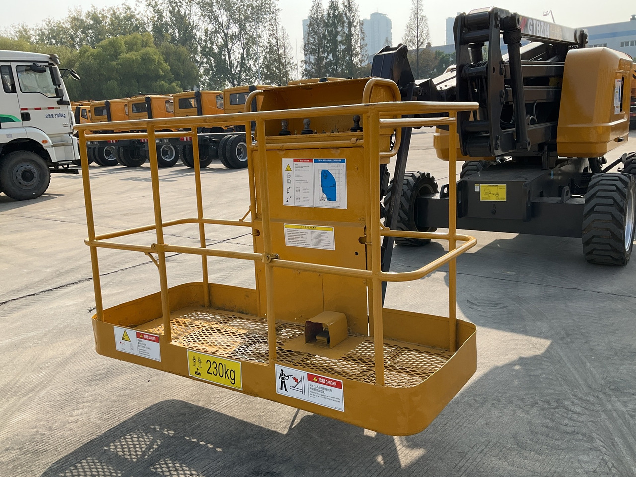 Plataforma articulada XCMG Official  Cherry Picker Lift GTBZ14J 14m Used Articulated Boom Lift Hot Sale: foto 7