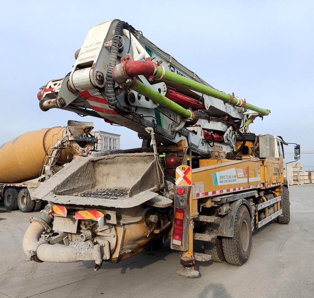 XCMG Official Concrete Machine HB37V Mini Concrete Pump 37m Used Diesel Concrete Mixer Pump Truck Price - Autobomba de betão: foto 5 XCMG Official Concrete Machine HB37V Mini Concrete Pump 37m Used Diesel Concrete Mixer Pump Truck Price - Autobomba de betão: foto 5