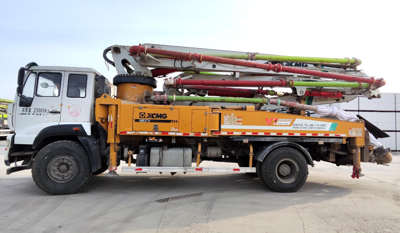 XCMG Official Concrete Machine HB37V Mini Concrete Pump 37m Used Diesel Concrete Mixer Pump Truck Price - Autobomba de betão: foto 4 XCMG Official Concrete Machine HB37V Mini Concrete Pump 37m Used Diesel Concrete Mixer Pump Truck Price - Autobomba de betão: foto 4