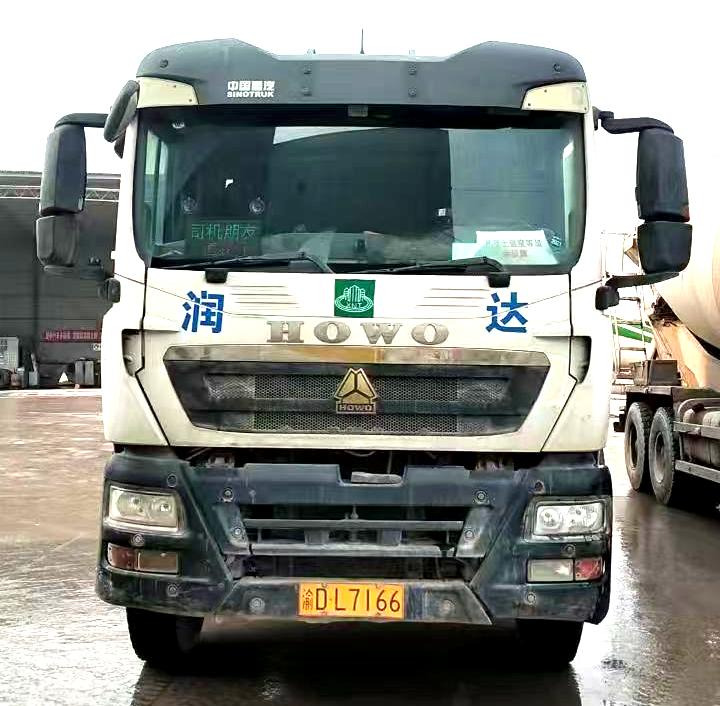 XCMG Official Construction Cement Mixer G4804B 12m³ Used Mobile Concrete Mixer Truck for sale - Balão de betoneira: foto 3 XCMG Official Construction Cement Mixer G4804B 12m³ Used Mobile Concrete Mixer Truck for sale - Balão de betoneira: foto 3