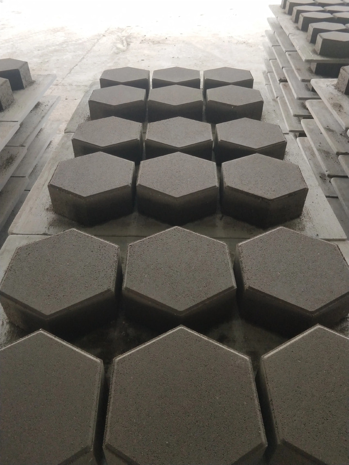 XCMG Official MM6-15 Fully Automatic Clay Brick Making Machine for Sale - Máquina de fazer bloco: foto 4 XCMG Official MM6-15 Fully Automatic Clay Brick Making Machine for Sale - Máquina de fazer bloco: foto 4