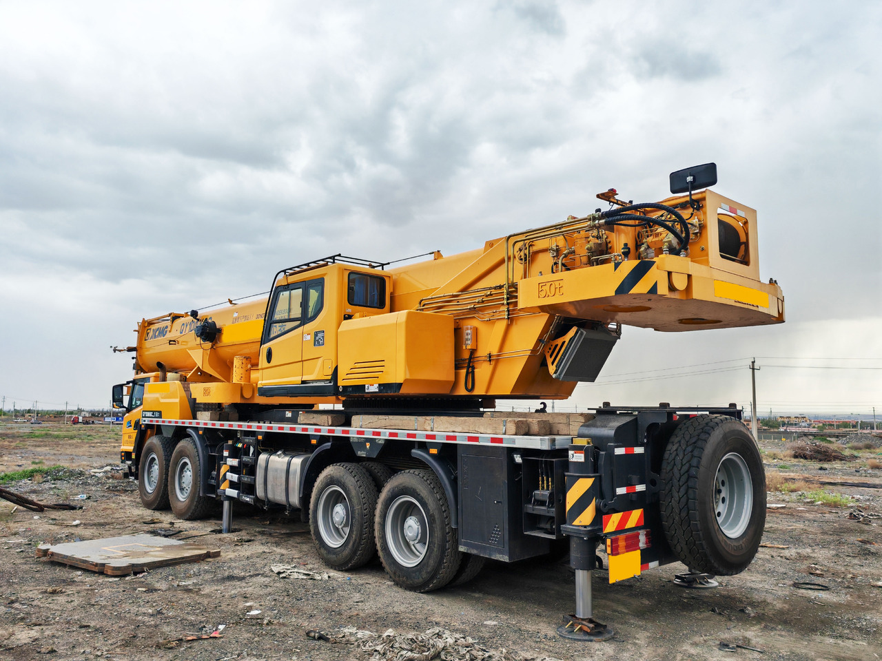 XCMG Official QY100K6C Second Hand Pickup Truck Crane 100t All Terrain Crane - Grua móvel: foto 4 XCMG Official QY100K6C Second Hand Pickup Truck Crane 100t All Terrain Crane - Grua móvel: foto 4