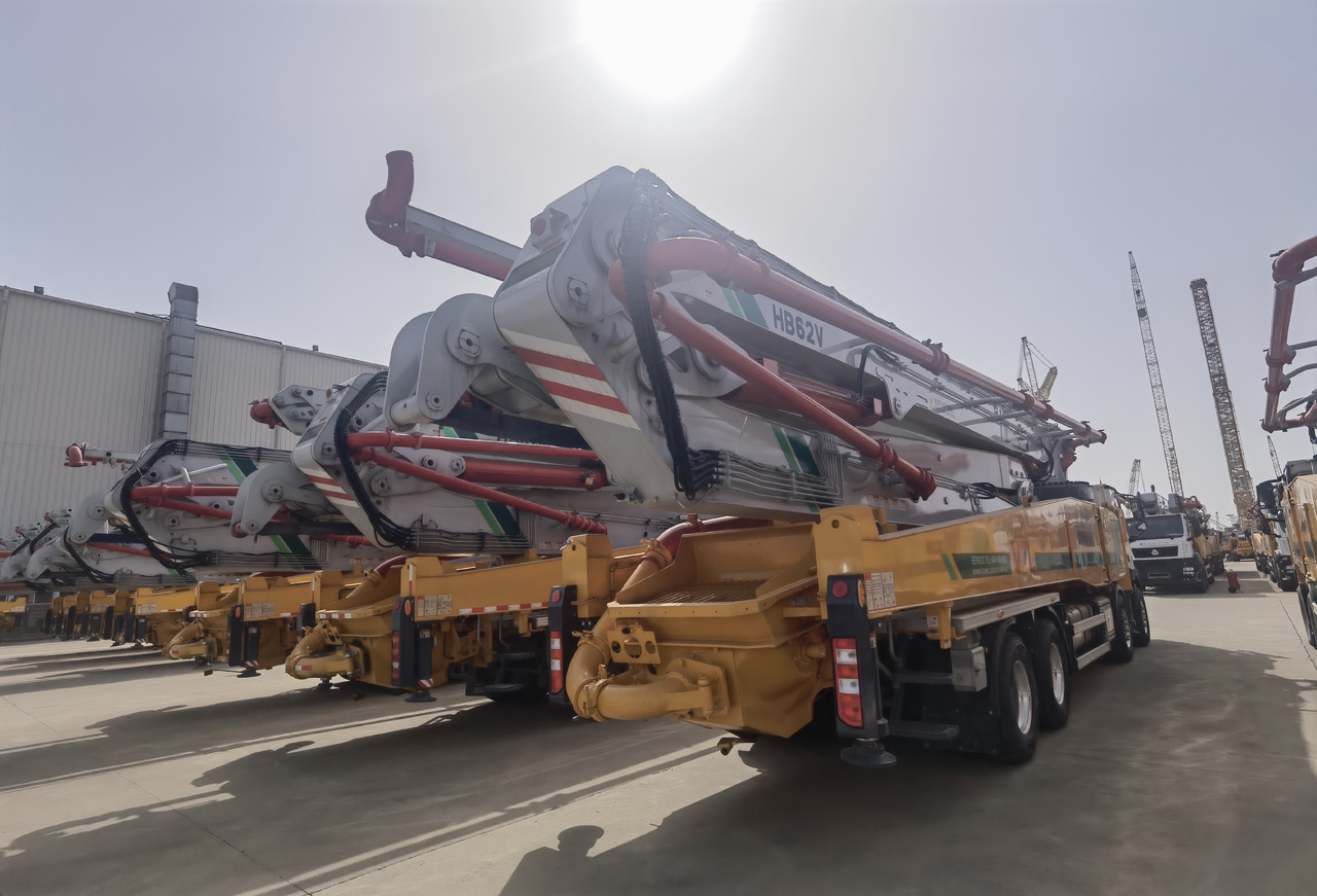 Autobomba de betão XCMG Official Second Hand 62m Concrete Boom Pump HB62V Truck Mounted Concrete Pump For Sale: foto 8
