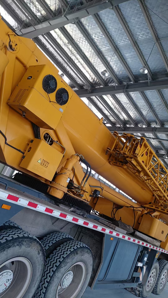 XCMG Official Second Hand 70 Ton Mobile Crane QY70K5D_1 Truck Mounted Crane - Grua móvel: foto 5 XCMG Official Second Hand 70 Ton Mobile Crane QY70K5D_1 Truck Mounted Crane - Grua móvel: foto 5