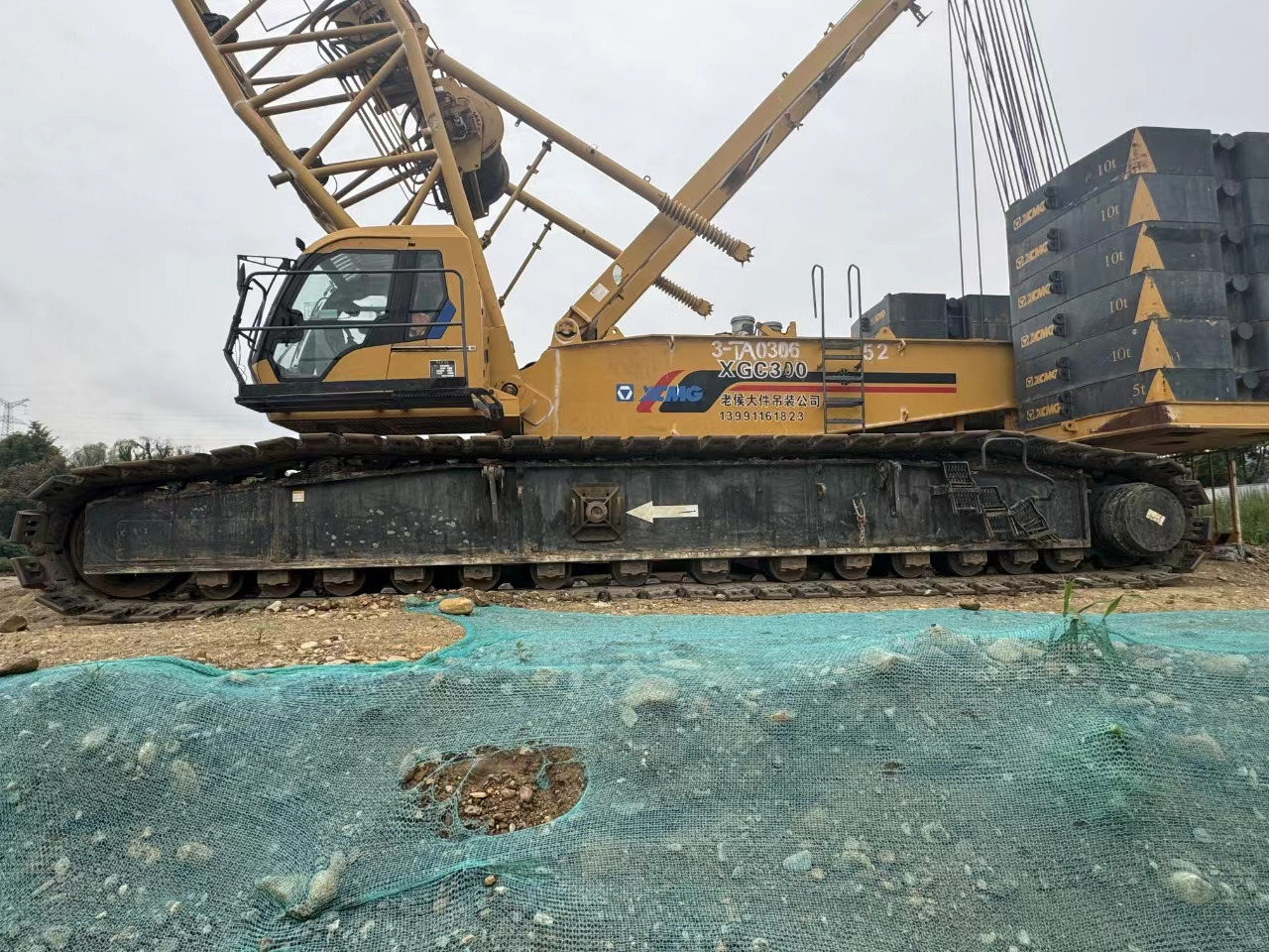 XCMG Official Second Hand Crawler Crane Lifting Equipment Mobile XGC300 300 Ton Crane Price - Guindaste sobre esteiras: foto 5 XCMG Official Second Hand Crawler Crane Lifting Equipment Mobile XGC300 300 Ton Crane Price - Guindaste sobre esteiras: foto 5