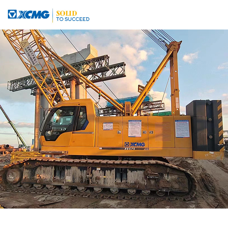 XCMG Official Used Mini Mobile Crane XGC75 75 Ton Crawler Crane With Cheap Price - Guindaste sobre esteiras: foto 1 XCMG Official Used Mini Mobile Crane XGC75 75 Ton Crawler Crane With Cheap Price - Guindaste sobre esteiras: foto 1