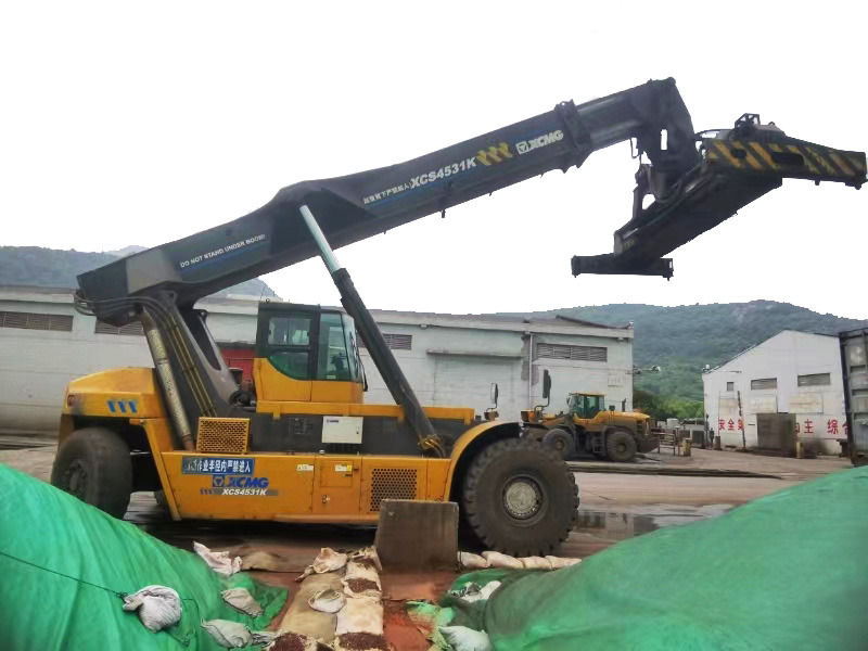 XCMG Official Used Mobile Reach Stacker 45 Tons XCS4531K For Container Price List - Reachstacker porta contentores: foto 5 XCMG Official Used Mobile Reach Stacker 45 Tons XCS4531K For Container Price List - Reachstacker porta contentores: foto 5