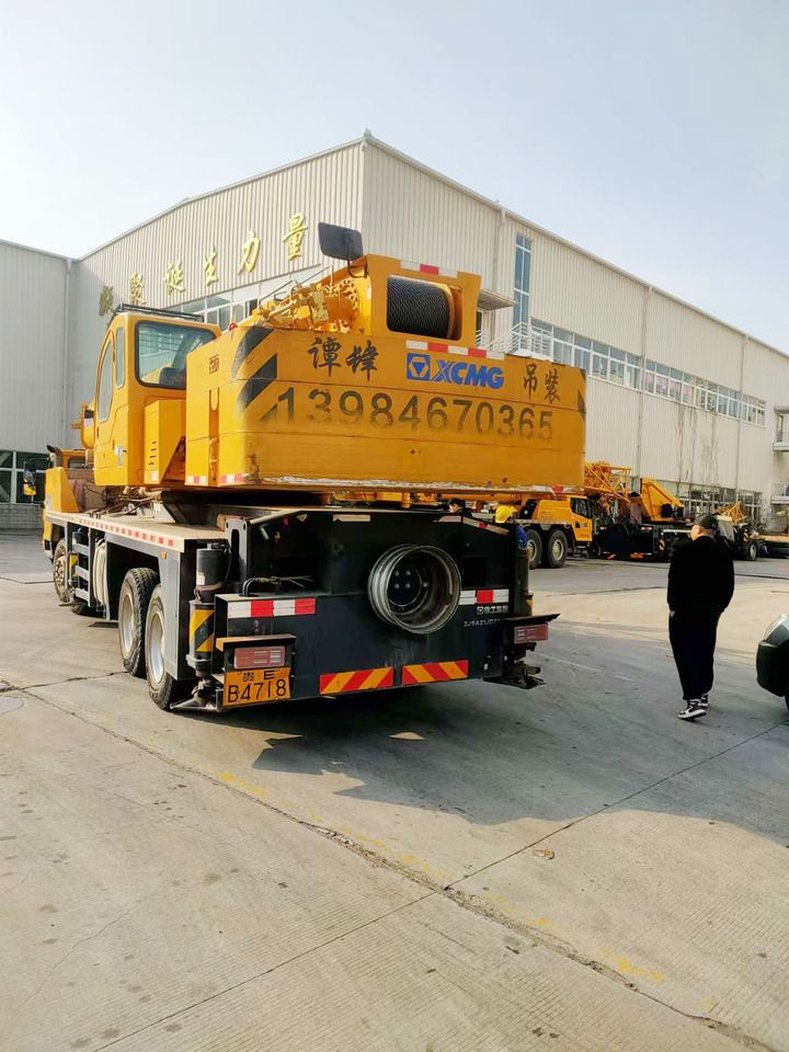 XCMG Official Used Pickup Truck Crane QY50K5D_1 50 Ton Mobile Crane With High Quality - Grua móvel: foto 3 XCMG Official Used Pickup Truck Crane QY50K5D_1 50 Ton Mobile Crane With High Quality - Grua móvel: foto 3