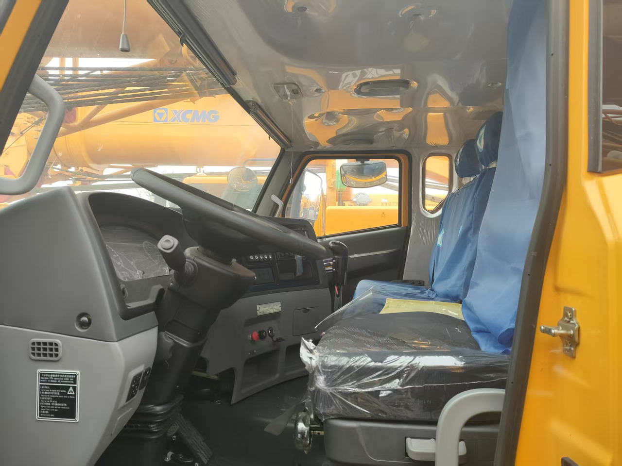 XCMG Official XCT30_M Used Hydraulic Arm Crane For Trucks With High Quality - Grua móvel: foto 4 XCMG Official XCT30_M Used Hydraulic Arm Crane For Trucks With High Quality - Grua móvel: foto 4