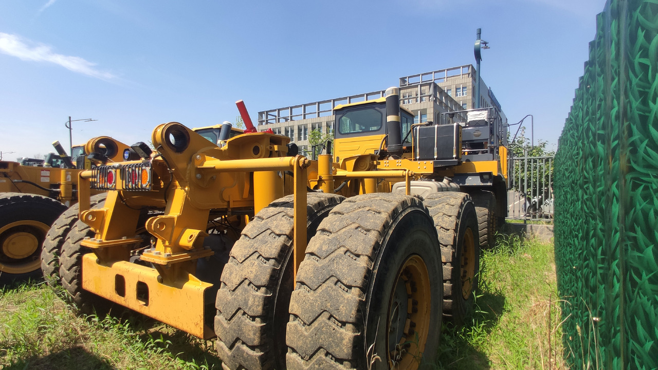 XCMG Official XDR90T-AT Used Dump Trucks Second Hand Tipper Trucks Dumper Truck For Sale - Dumper: foto 4 XCMG Official XDR90T-AT Used Dump Trucks Second Hand Tipper Trucks Dumper Truck For Sale - Dumper: foto 4